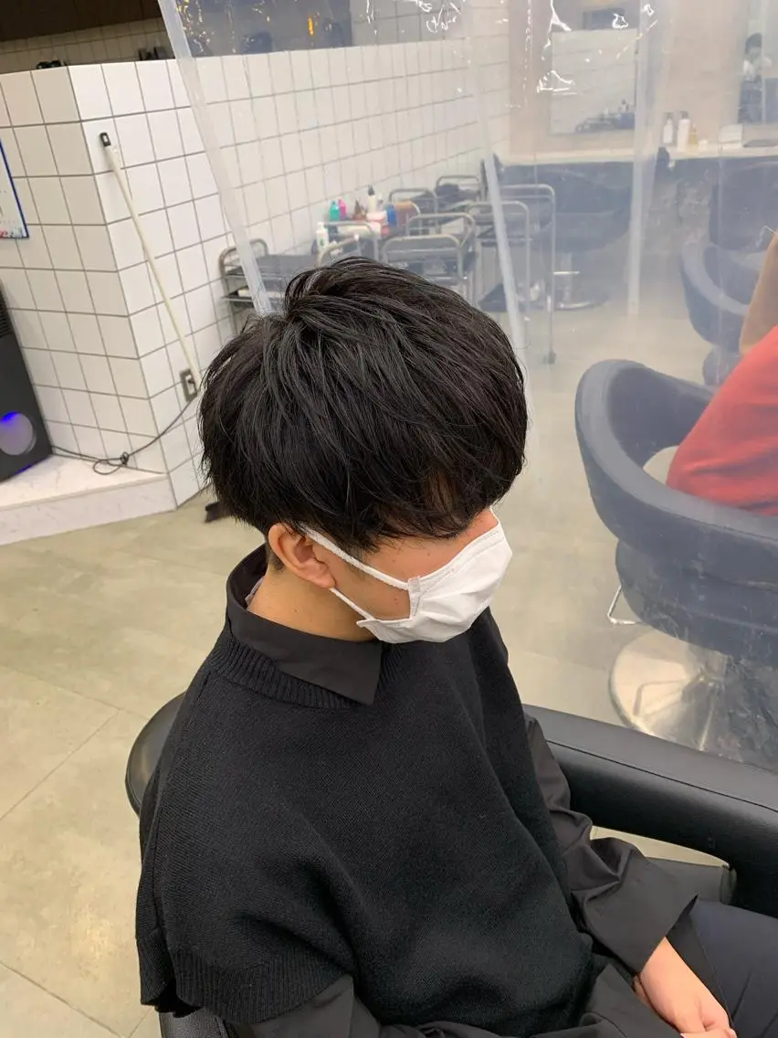 ショート カラー パーマ メンズ メンズパーマ特化 TAIGAのヘアスタイル