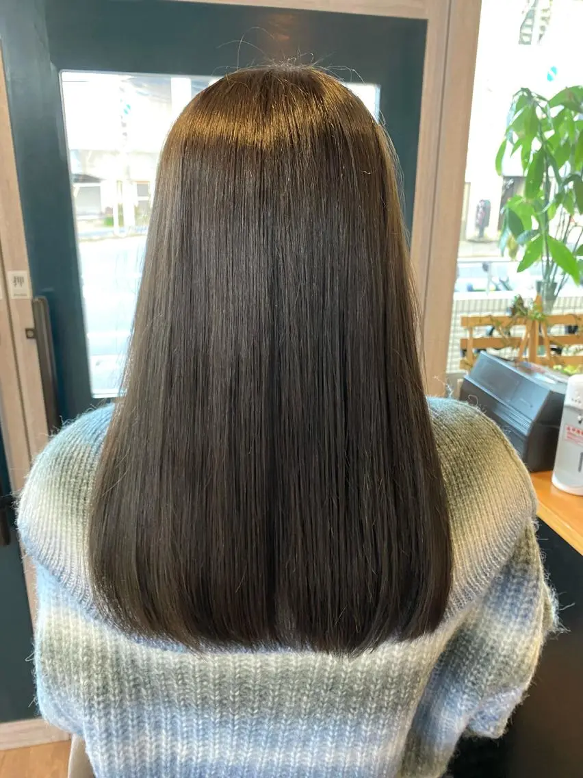 セミロング カラー カット ヘアカラー トリートメント 野呂 隼人のヘアスタイル