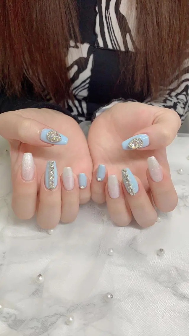 ネイル ハンドネイル はな💎ネイル ワンホン、長さ出しのネイルデザイン