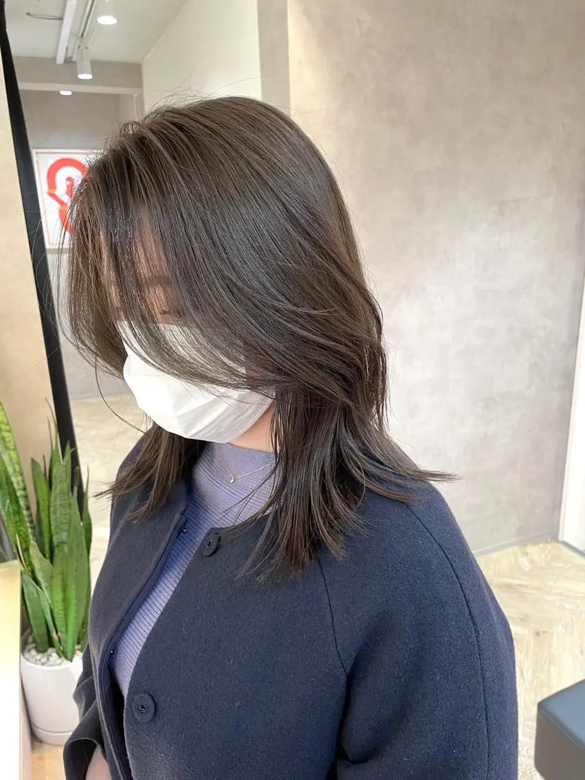 セミロング カラー ベージュカラー ブリーチ ブリーチなしカラー オリーブベージュ カット 🫧アイドルヘア中島 圭吾🫧のヘアスタイル