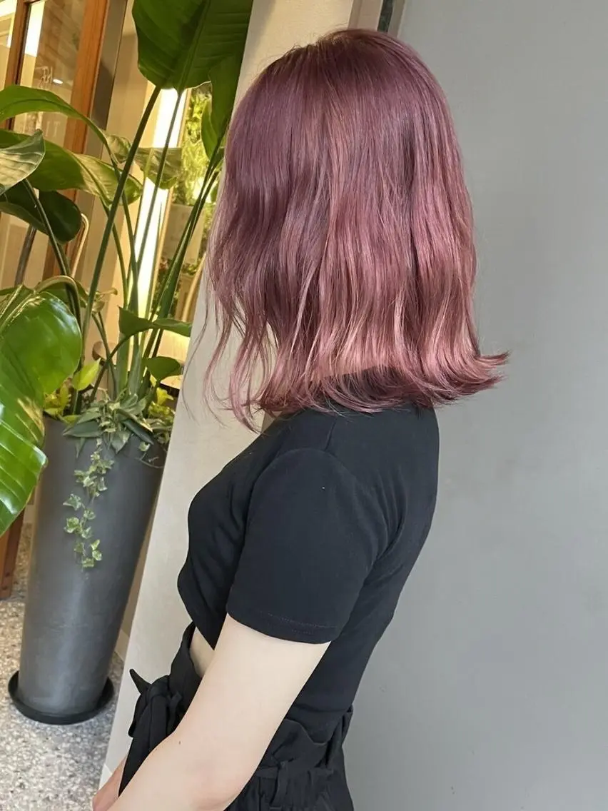 ロング カラー ブリーチ ブラウンカラー ショコラブラウン ダブルカラー ブリーチなしカラー TIGRE kamitoriのヘアスタイル