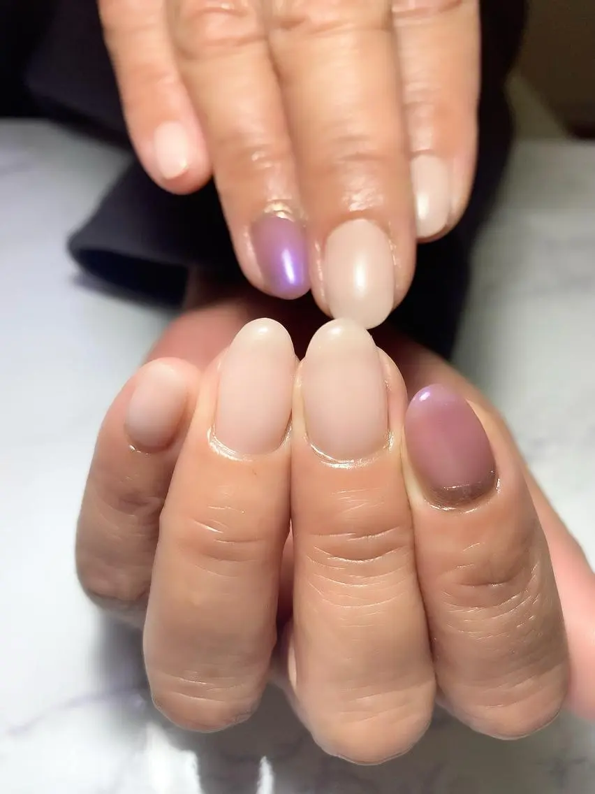ネイル 氷ネイル・うるうるネイル ミラーネイル ワンカラーネイル シンプルネイル Era nailのネイルデザイン