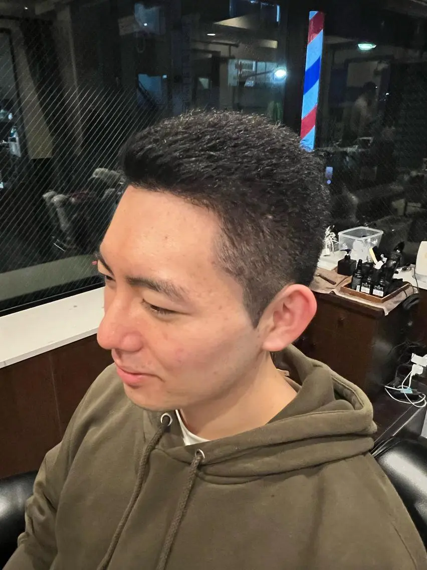 ショート メンズ カット ヘアカラー 銀座バルビエグラン 角田雅樹（夜限定）のヘアスタイル