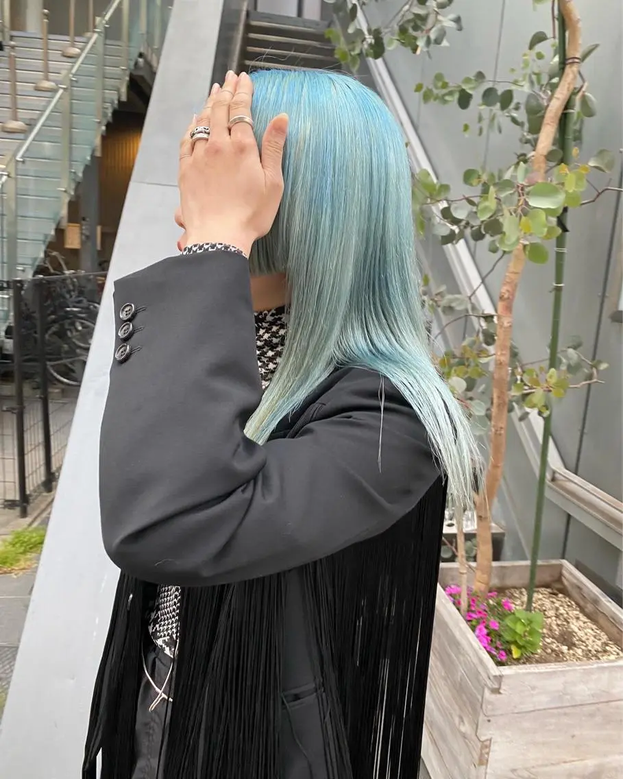 セミロング カラー ヘアカラー トリートメント 吉武 茂暉のヘアスタイル
