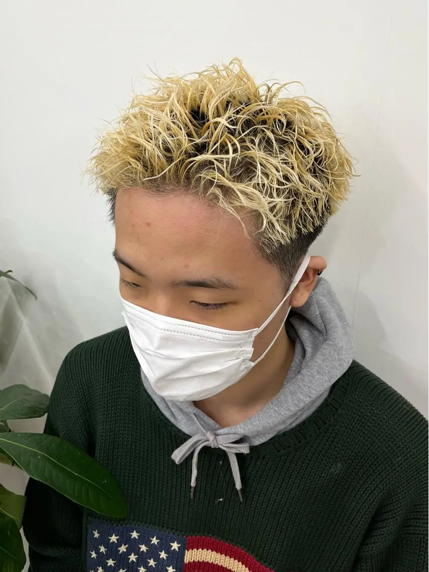 ショート カラー パーマ ヘアアレンジ メンズ メンズブリーチ メンズパーマ ブリーチ ヘアカラー トリートメント 💎髪質改善特化💎 RUITOのヘアスタイル