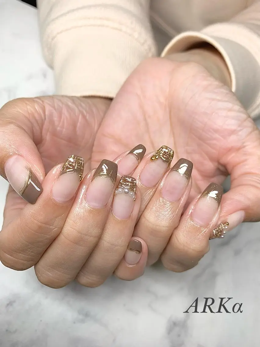 セミロング ネイル ミラーネイル ハンドネイル Nailsalon ARKαのネイルデザイン