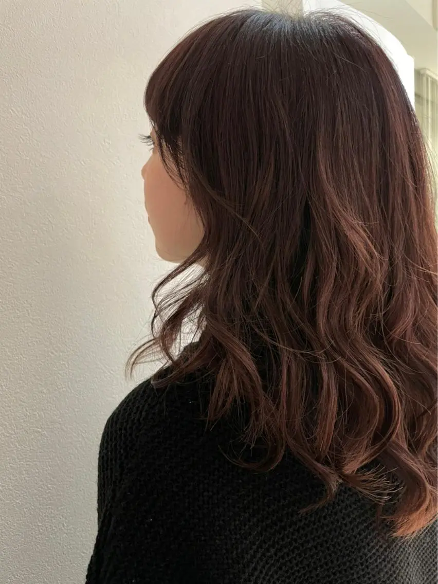 カラー 渡部凌我 小顔ウルフ ハイトーンカラーのヘアスタイル