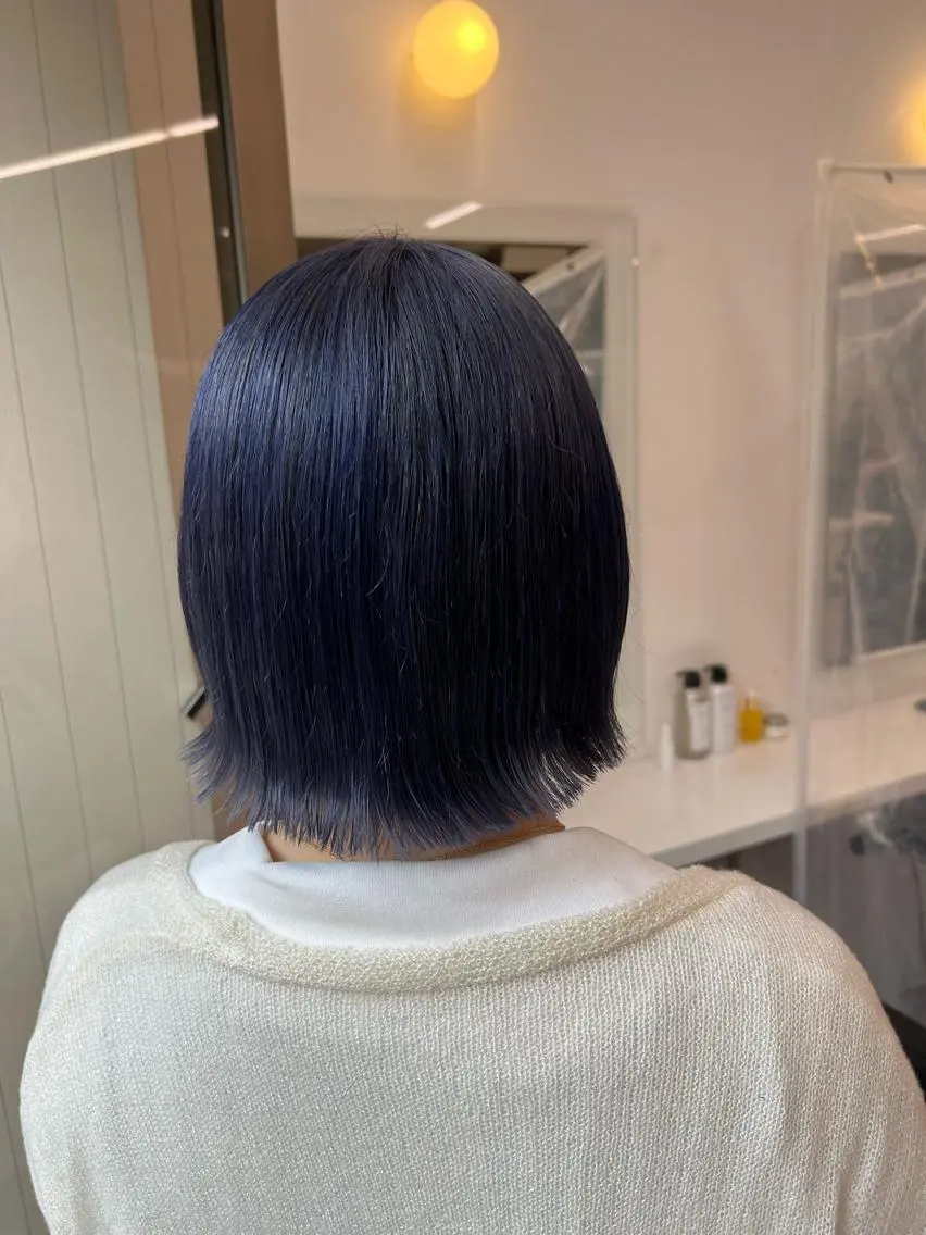 セミロング カラー ヘアアレンジ 🩵 JURI🩵のヘアスタイル