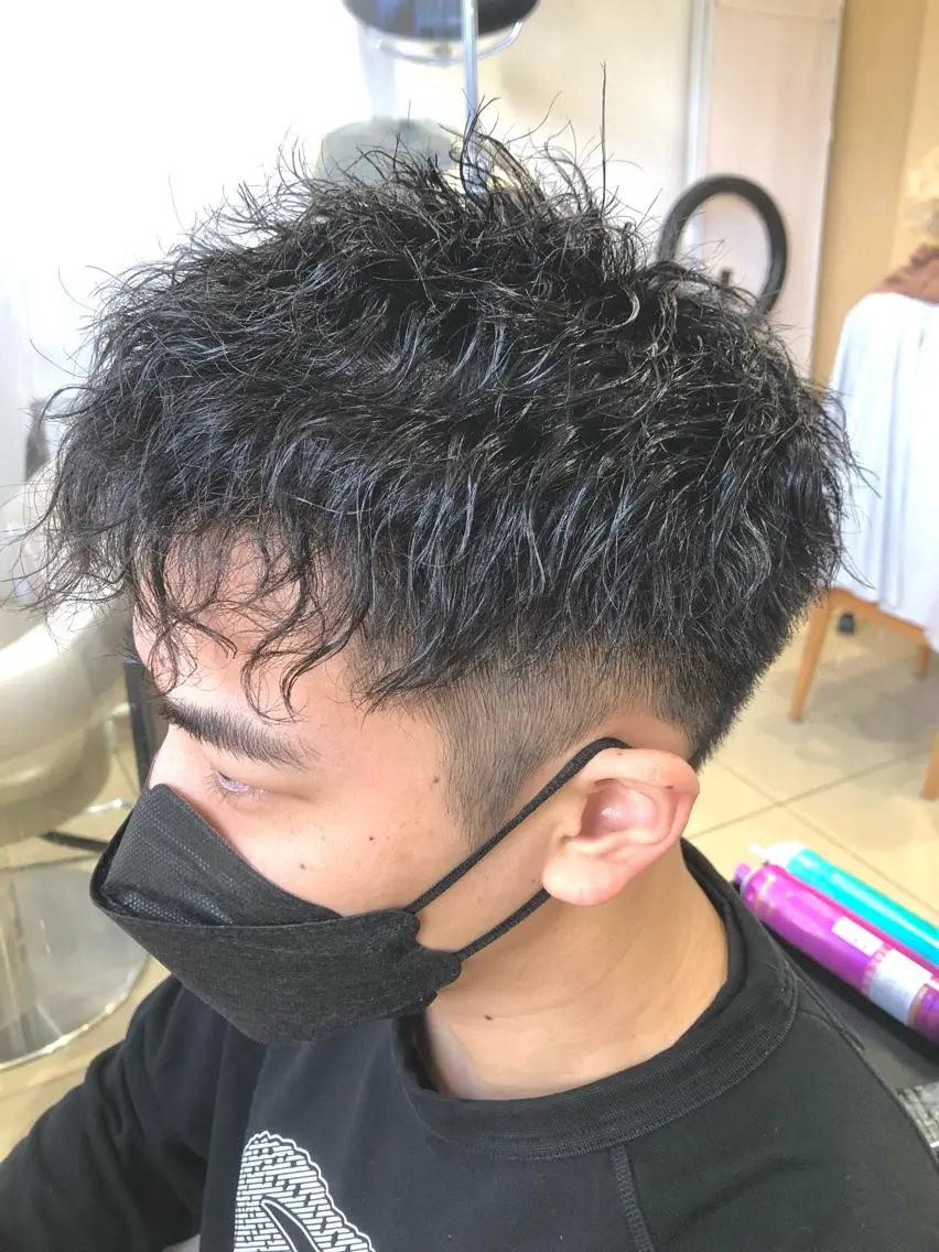 ショート パーマ メンズ 低ダメージ施術/ 🐮牛木 史裕🐮のヘアスタイル