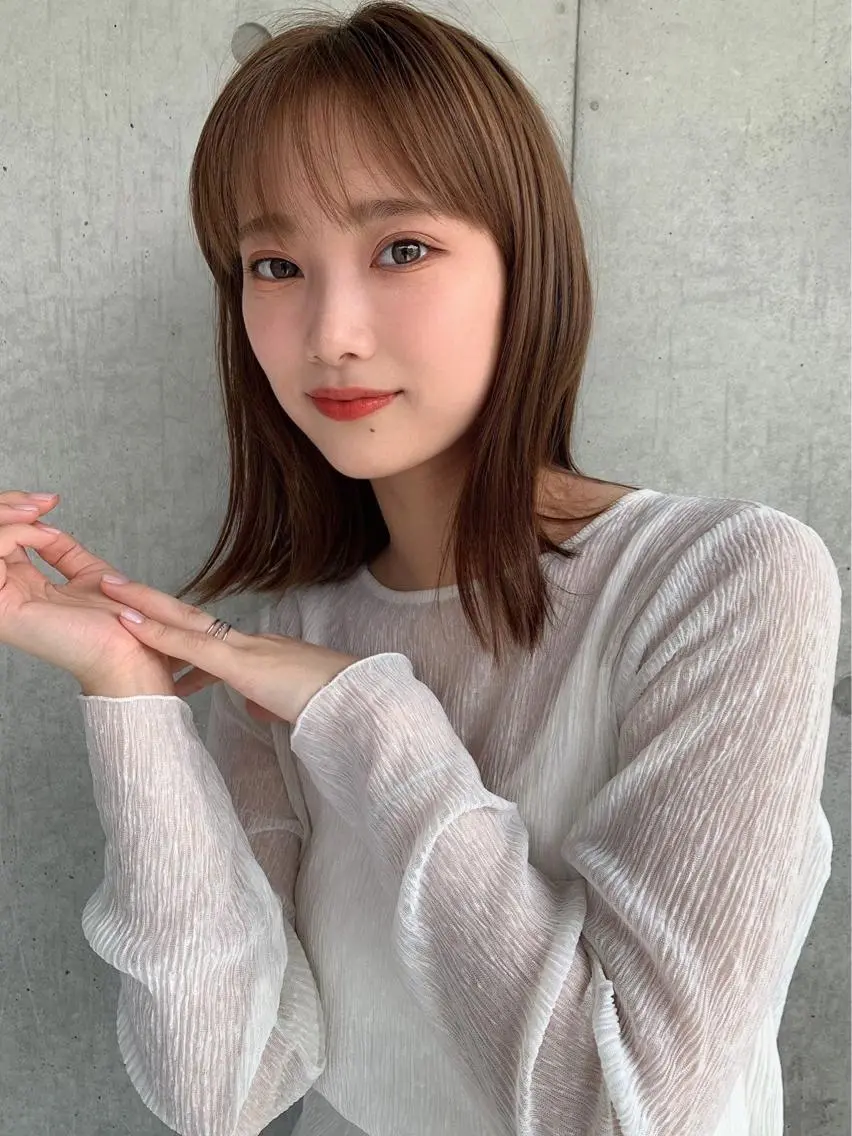 ミディアム 🫧レイヤーカット ・ハッシュ🫧龍星のヘアスタイル