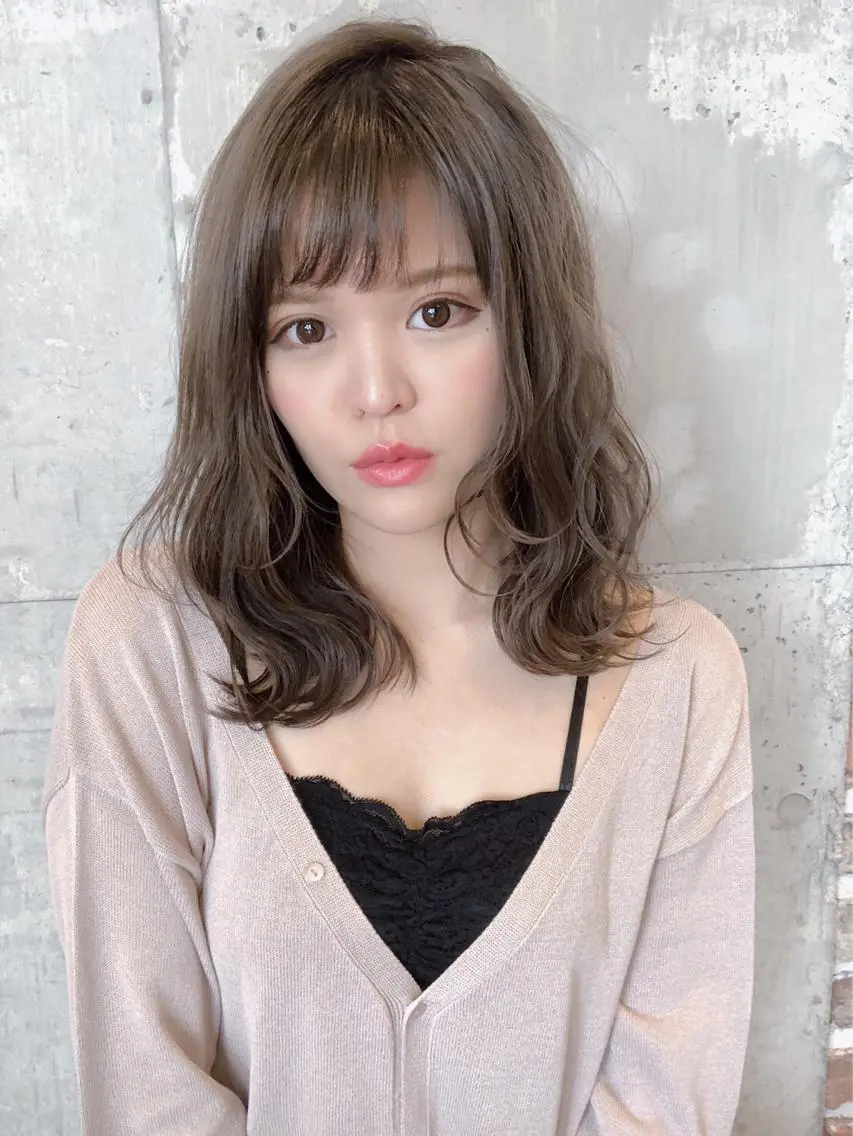 ミディアム LOMA🇰🇷 銀座クボタのヘアスタイル