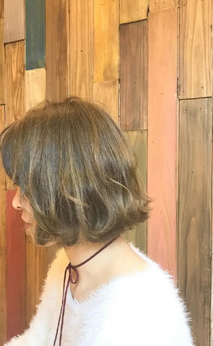 ミディアム ショート 切りっぱなしボブ ボブ 外ハネヘア キノシタ ナオユキのヘアスタイル