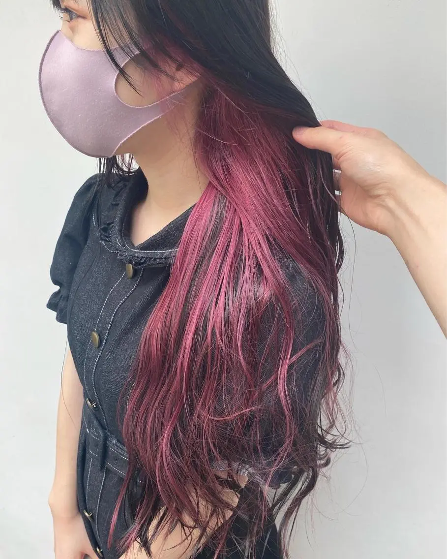 ロング カラー ブリーチ ピンクカラー tonari 梅田、中崎町のヘアスタイル
