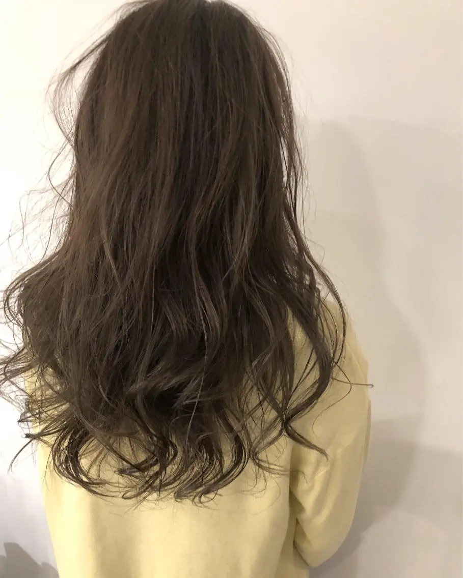 セミロング カラー ハイライトカラー ハイライト 【白髪ぼかし】 矢内　夏輝のヘアスタイル