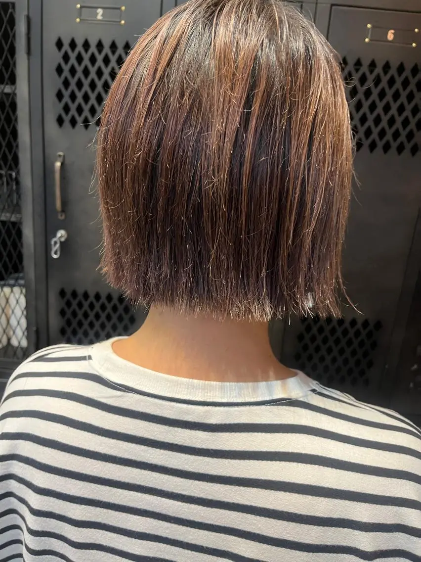 ショート カラー パーマ ヘアアレンジ メンズ キッズ ネイル マツエク・マツパ アイブロウ メンズブリーチ メンズハイライト メンズインナーカラー メンズ韓国風 ブリーチ 久木原 ゆりのヘアスタイル
