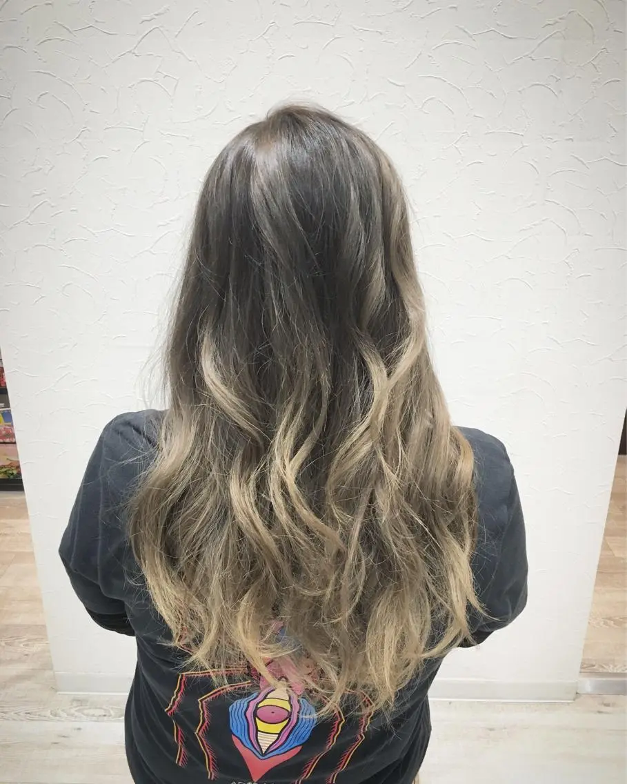 セミロング カラー ベージュカラー グラデーションカラー 【モニター募集】 三宅航平のヘアスタイル