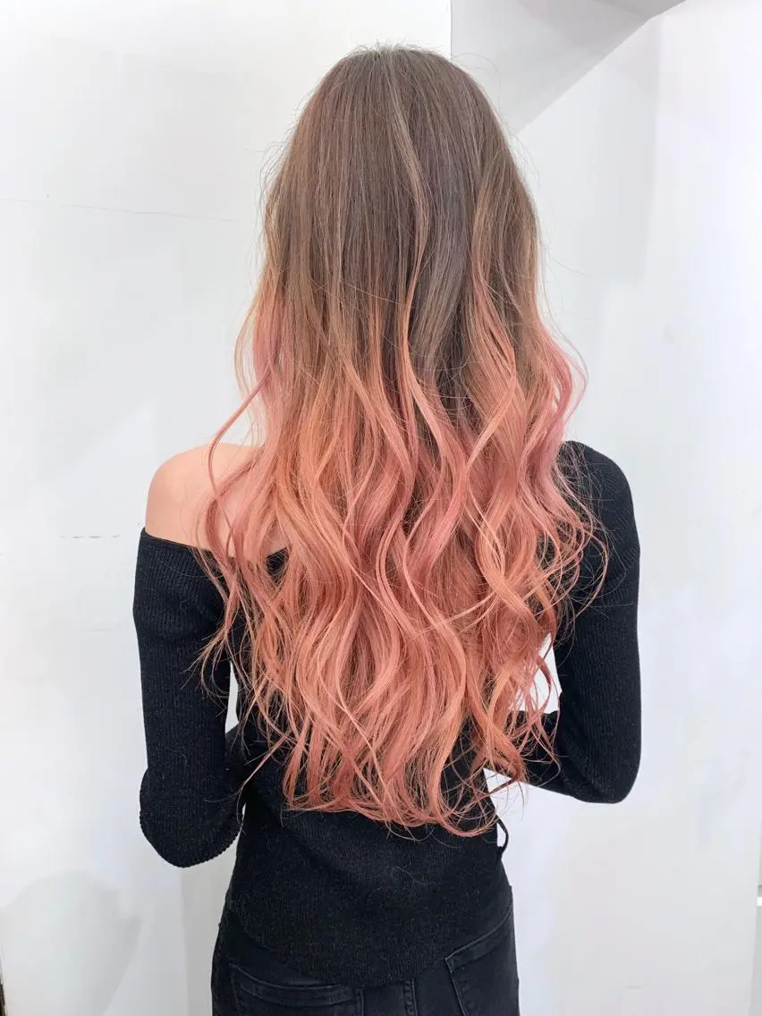 ロング カラー 透明感カラー グレージュ エクステ(レミー毛) NINEのヘアスタイル