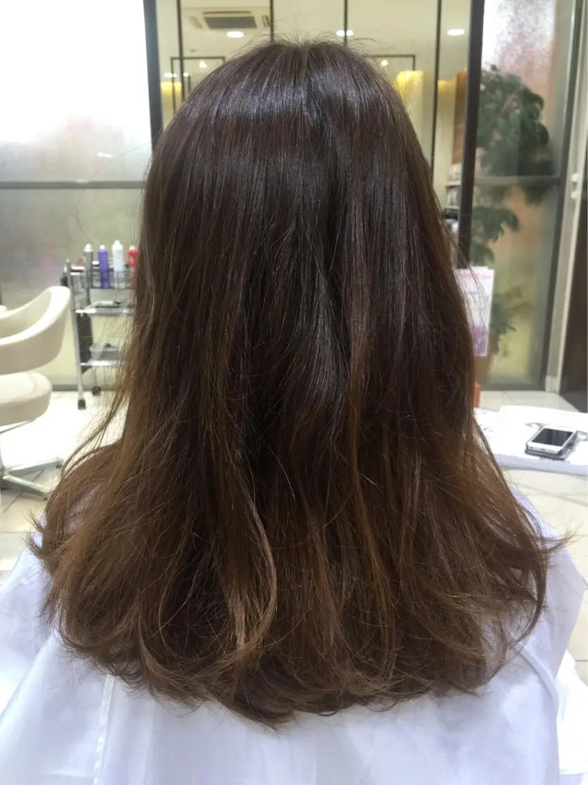 カラー ブリーチ グラデーションカラー ブリーチなしカラー 🌟カラーの達人🌟 タマガキ　コウジのヘアスタイル