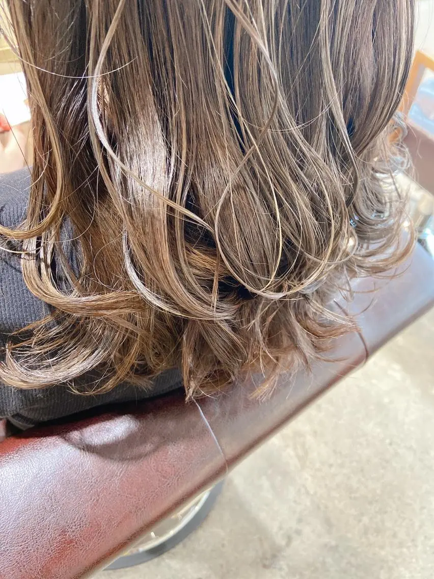 ロング カラー ヘアアレンジ カット ヘアカラー パーマ 縮毛矯正 トリートメント レイヤー×ヘッドスパ *保田遥*のヘアスタイル