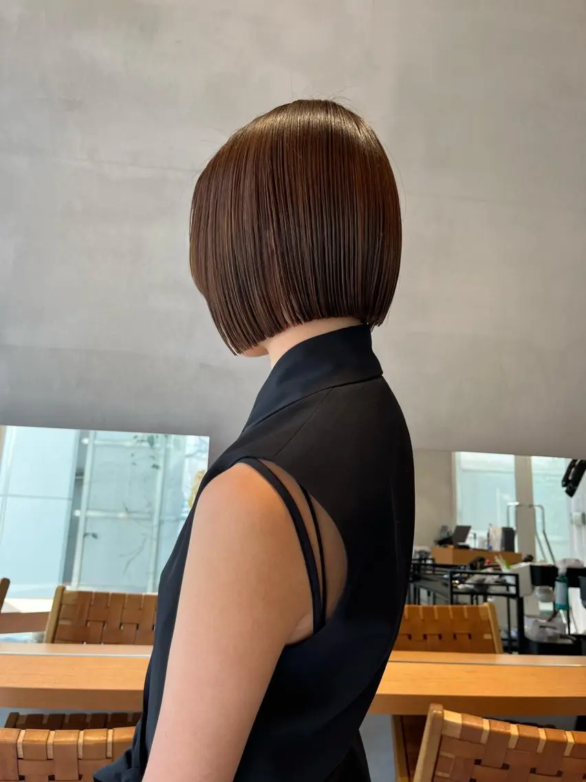 ミディアム カラー カット ヘアカラー トリートメント 縮毛矯正ボブ&顔まわ レイヤー♡TOMOEのヘアスタイル