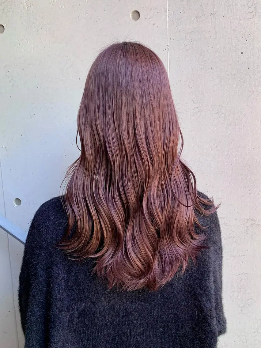 ロング ピンクブラウン ヘアカラー トリートメント 森山 佳小里/カラー /似合わせカットのヘアスタイル