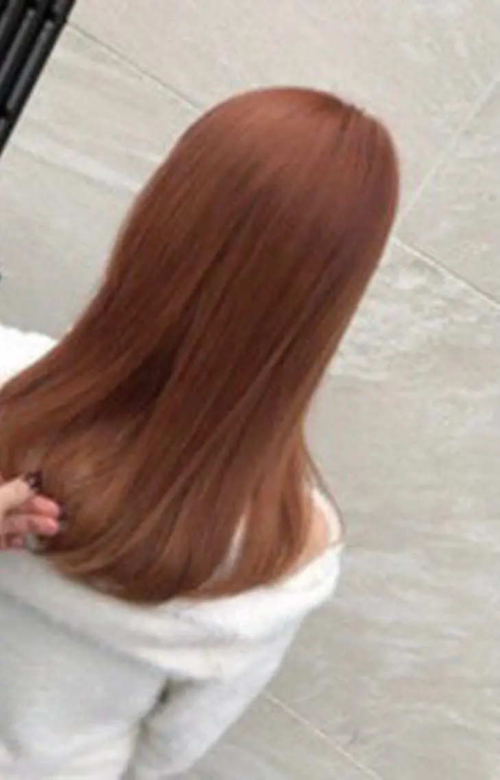 セミロング カラー バレイヤージュ ベージュカラー ブリーチ ダブルカラー グラデーションカラー hair salon mementoのヘアスタイル