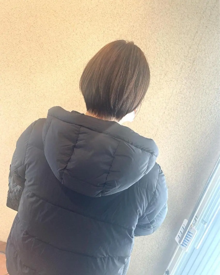 ショート カラー ショートヘア カット ヘアカラー 佐々木 麻純のヘアスタイル