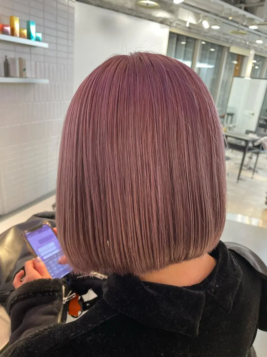 ショート カラー ヘアアレンジ レイヤー🩵透明感 ೀユイ🌙のヘアスタイル