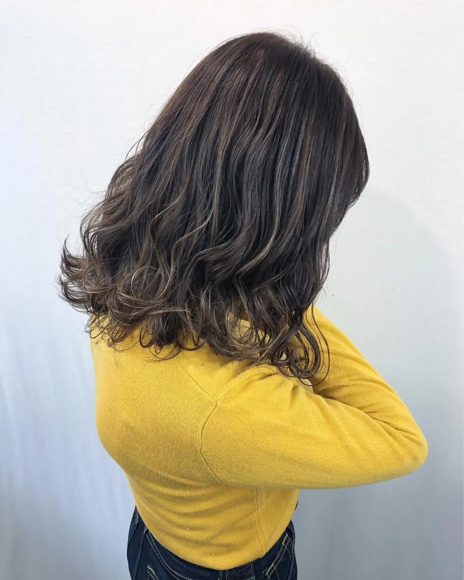セミロング カラー ハイライトカラー 外国人風カラー ハイライト ヘアカラー 🤍2nd🤍田所 美希のヘアスタイル
