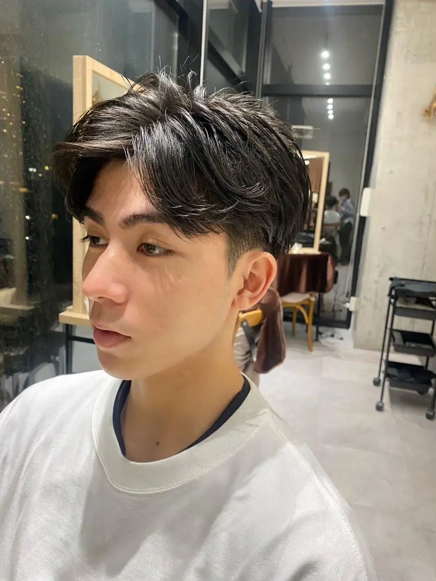 パーマ メンズ カット パーマ トリートメント 似合う髪型見つけます AYAKAのヘアスタイル