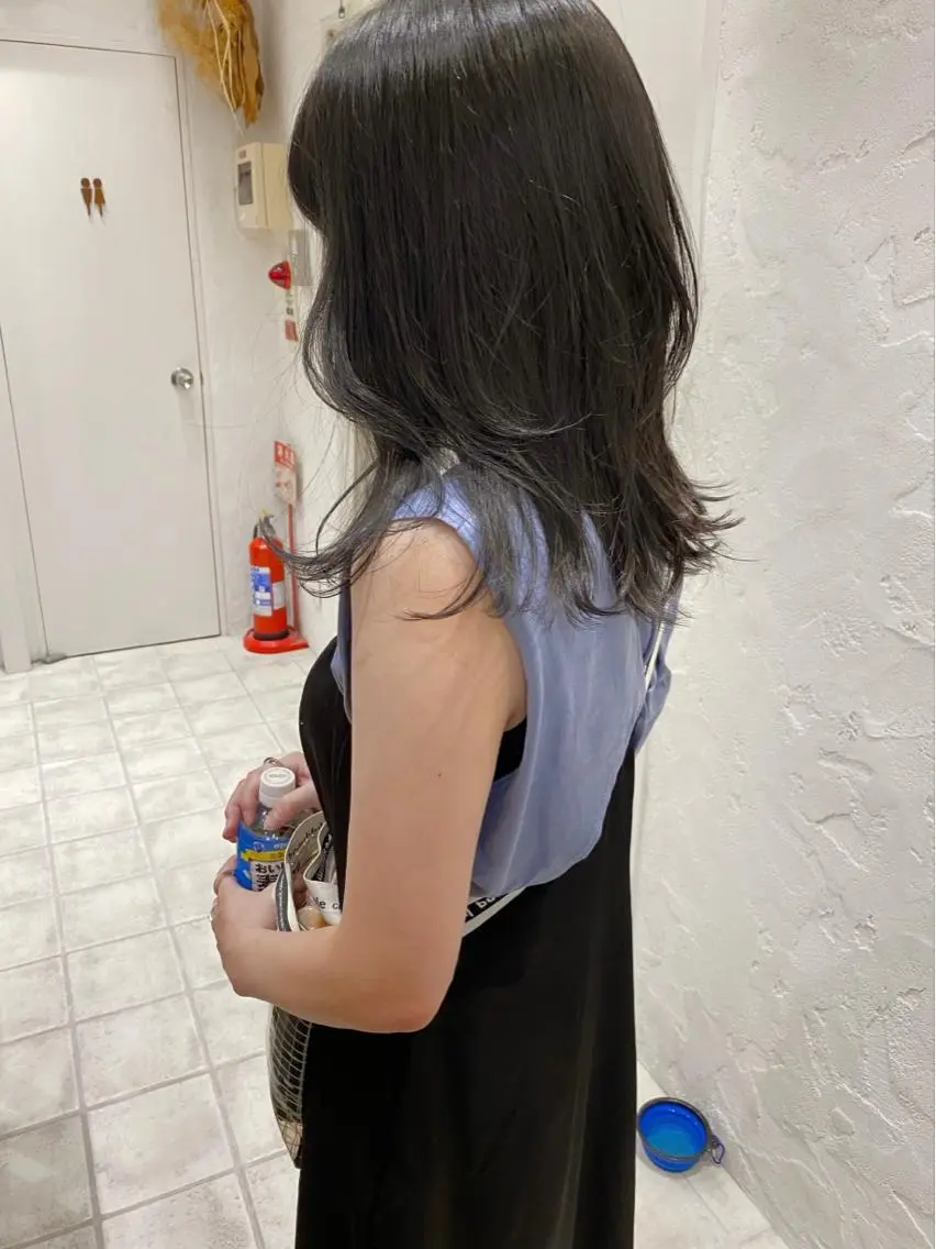 セミロング カラー ブルーカラー レイヤーカット 🌟アレンジが似合う カラー🌟Rumiのヘアスタイル