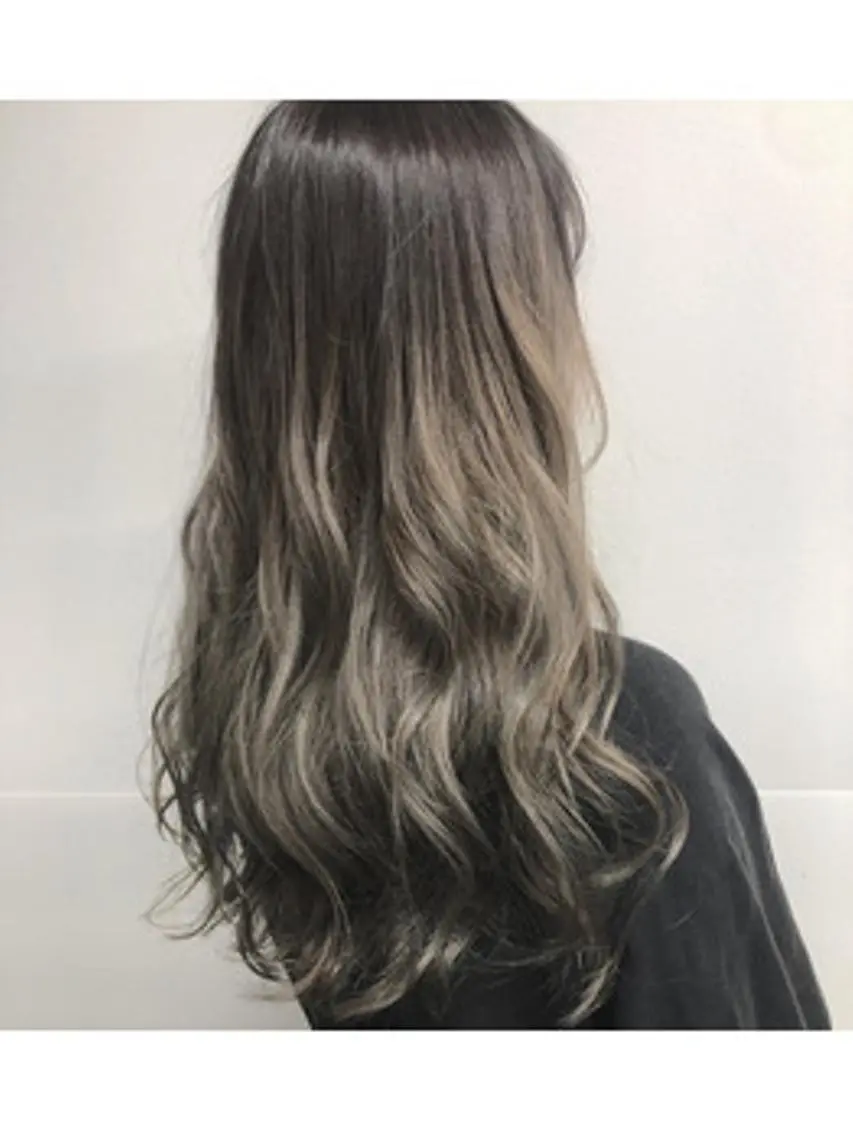 ロング カラー ヘアアレンジ 【公式】amble luxe池袋東口🩷のヘアスタイル