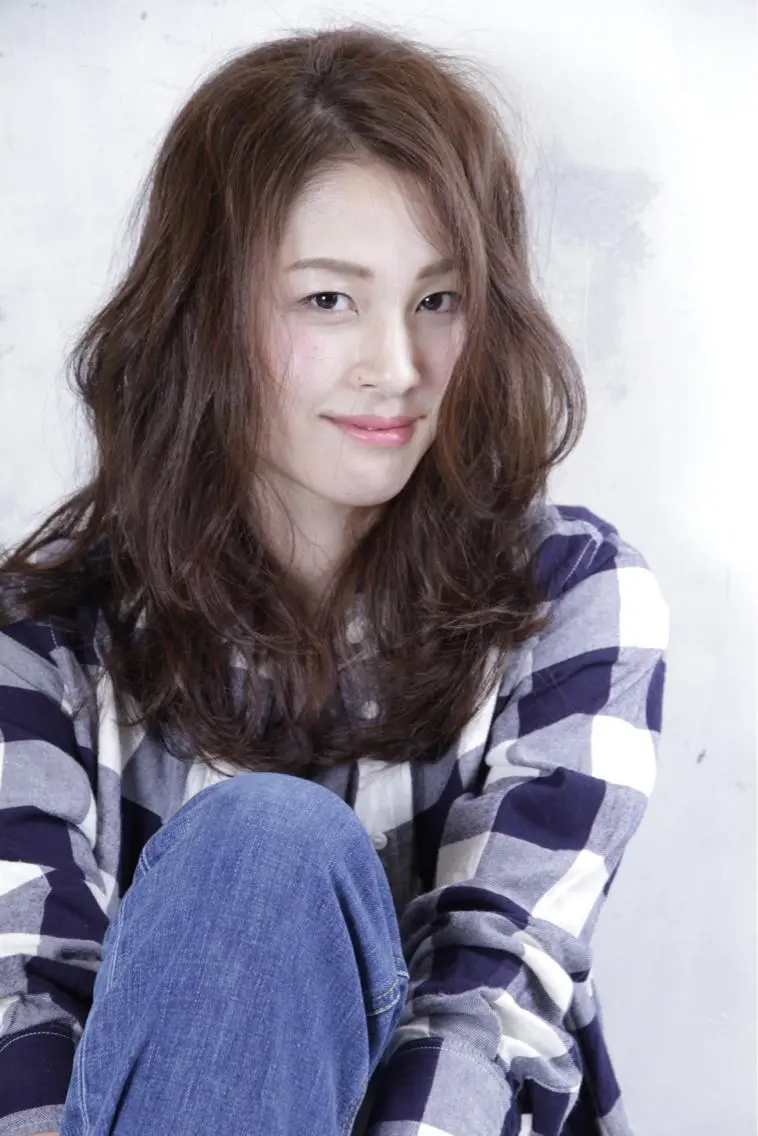 ミディアム 仁城 了祐のヘアスタイル
