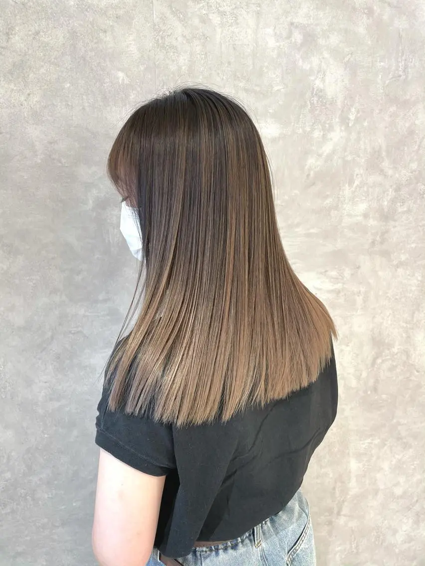 ロング カラー 美髪縮毛矯正✨ カラーが得意💪本間のヘアスタイル