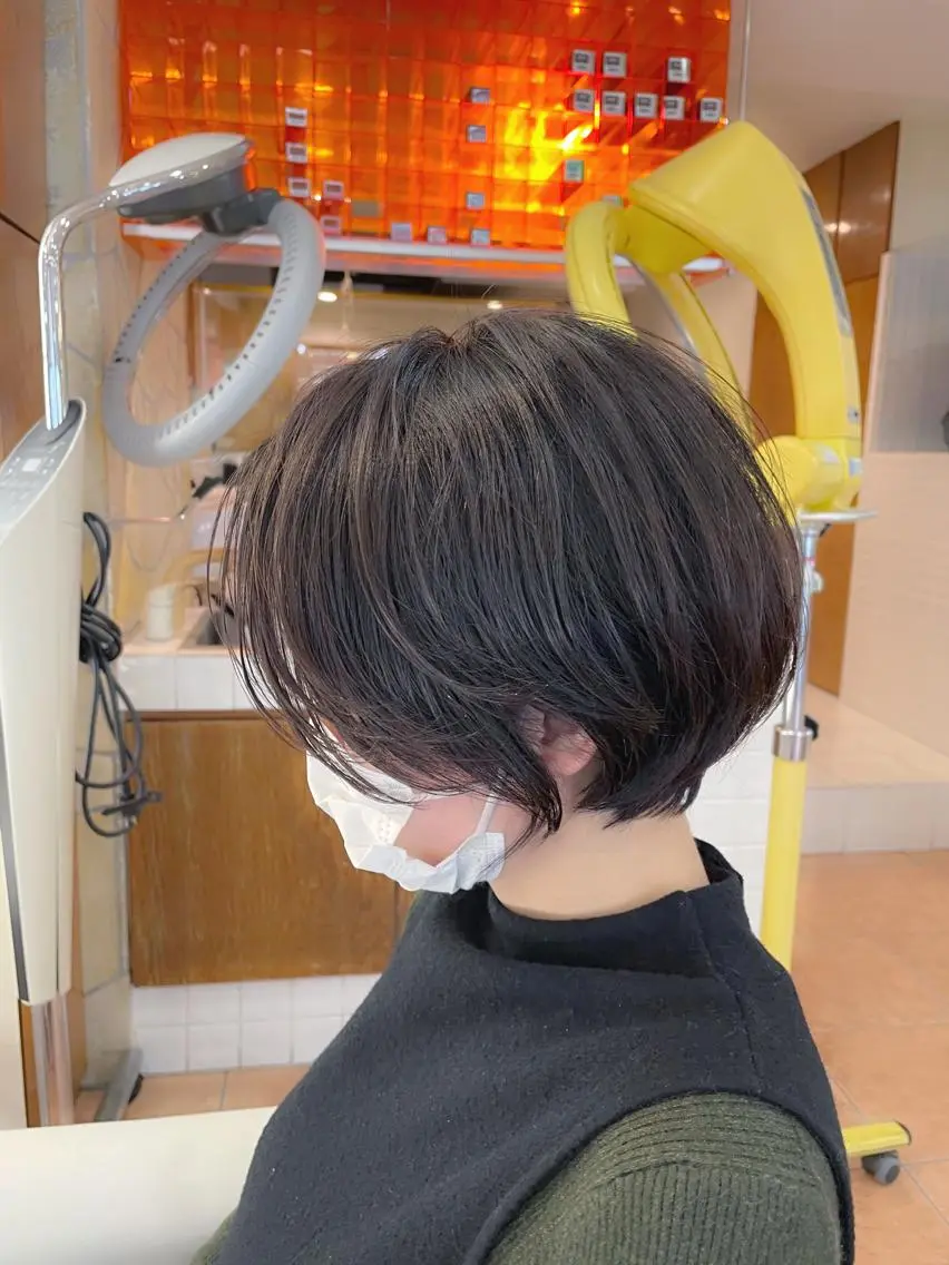 ショート ショートボブ ハンサムショート 丸みショート ボブ くびれヘア 💎桑原勇志/ ショート/ハイトーンのヘアスタイル