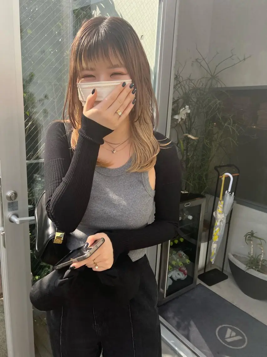 ミディアム レイヤーカット カット sakoda shunkiのヘアスタイル