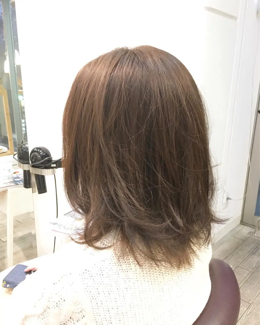 ショート カラー ブラウンカラー ココアブラウン ボブ レイヤーカット 中村 よしひでのヘアスタイル