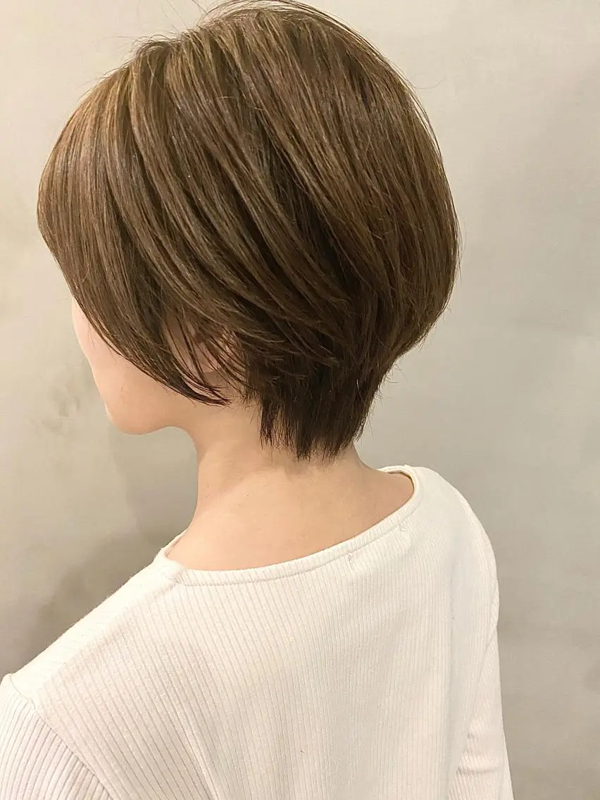 ショート カラー ヘアアレンジ ネイル マツエク・マツパ アディクシーカラー ブリーチ 透明感カラー エドルカラー ハイライトカラー 夜23時まで予約🉑 reverieあきらのヘアスタイル