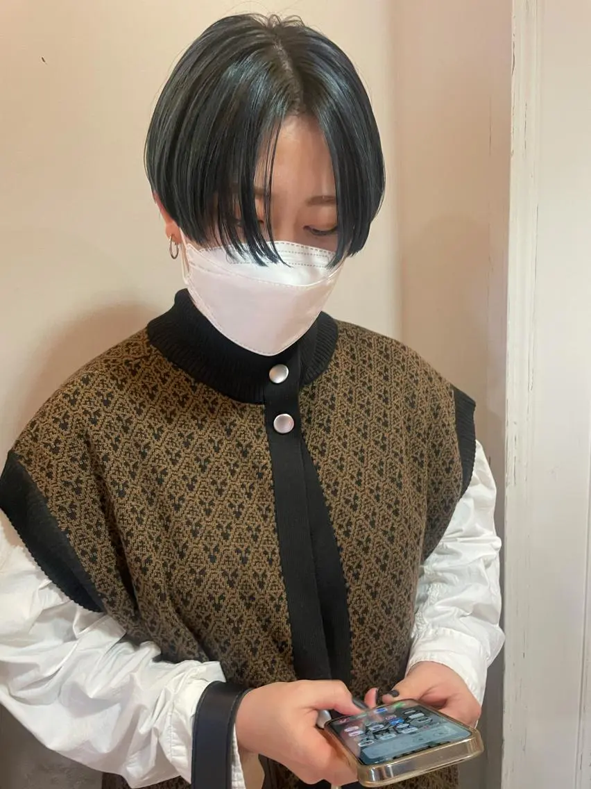 ショート カラー カット ヘアカラー トリートメント suvvy hairsalonのヘアスタイル