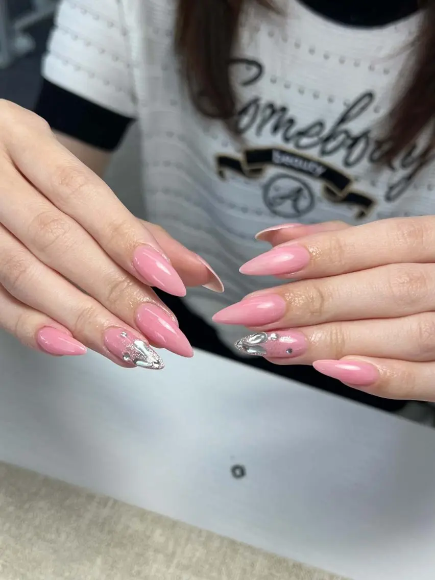 ネイル アートネイル ジェルネイル 韓国ネイル ロングネイル 持ち込み ハンドネイル Blingg NailStudioのネイルデザイン