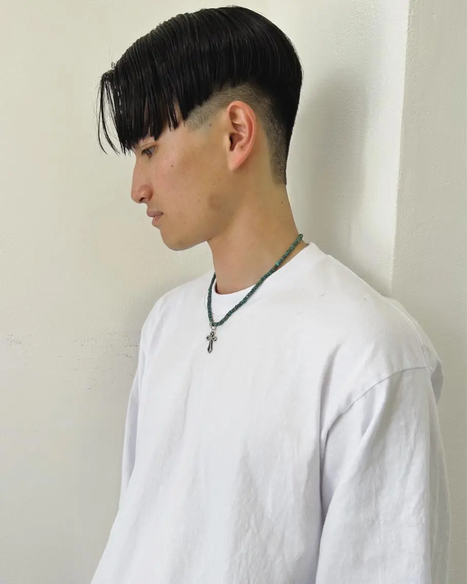 ショート メンズ センターパート カット トリートメント 村上雅人 ナチュラルモードのヘアスタイル