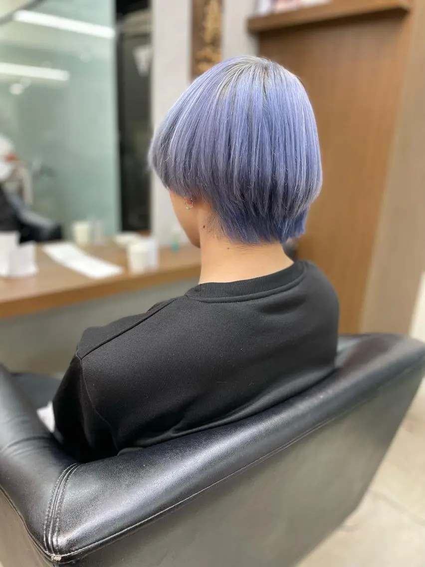 カラー yasuハイトーン/ デザインカラーのヘアスタイル