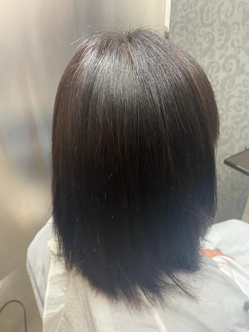 ミディアム カット 縮毛矯正 佐藤 はるとのヘアスタイル