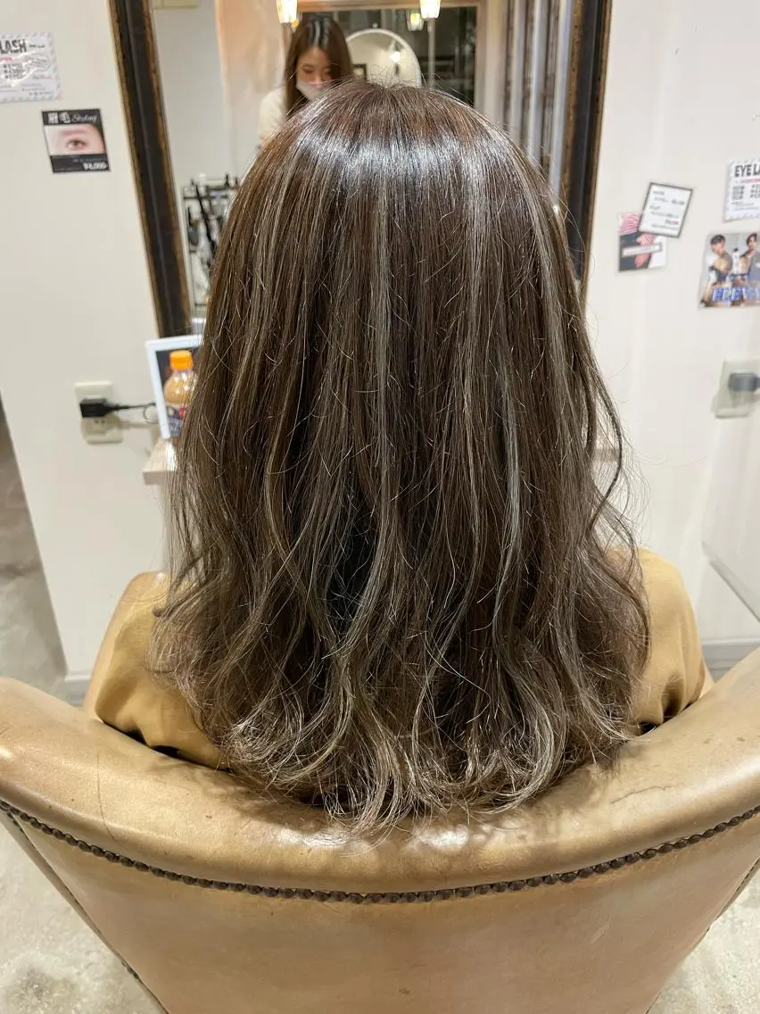 ミディアム カラー パーマ ヘアアレンジ キッズ カット ヘアカラー トリートメント 韓国♡ハイライト ♡YURIのヘアスタイル