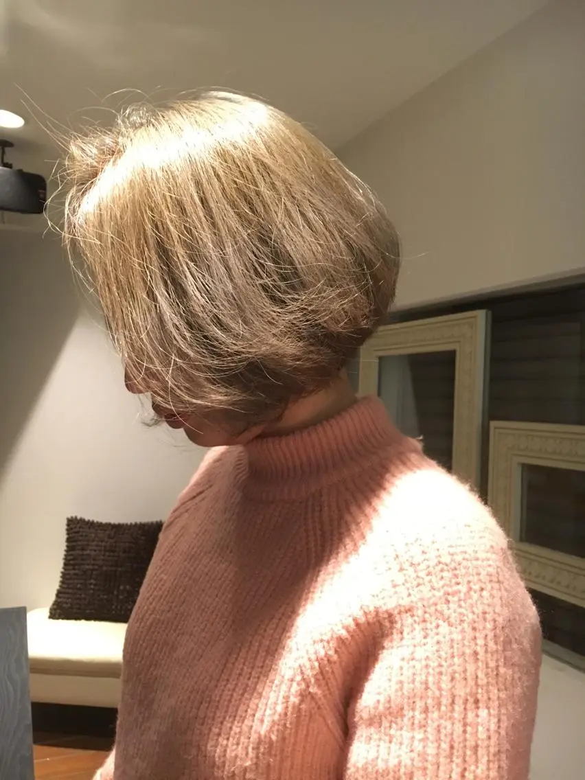ショート 大久保 結加のヘアスタイル