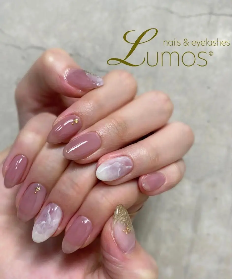 ネイル ラメ(グリッター) 大理石ネイル(マーブル) ミラーネイル ニュアンスネイル Lumos Yuukiのネイルデザイン