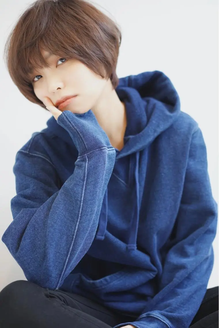 ショート カラー 千村 亮のヘアスタイル
