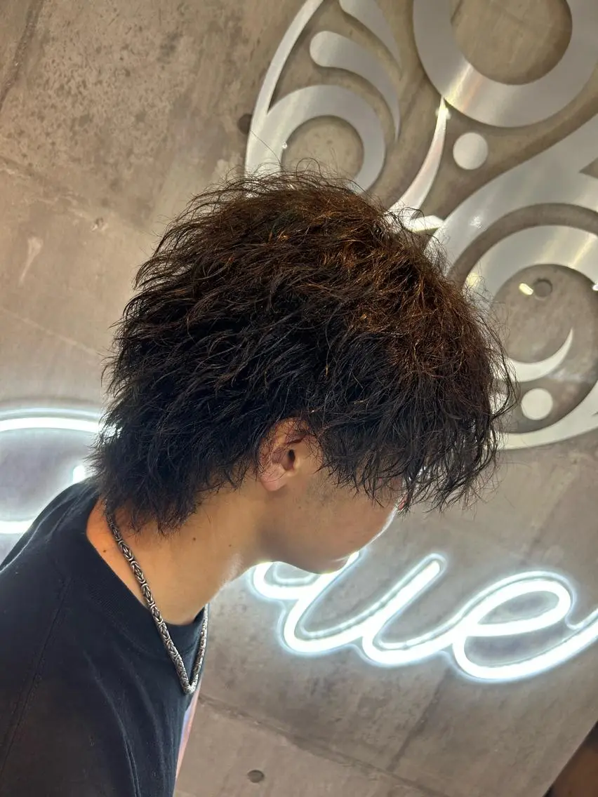 メンズ センターパート メンズウルフカット ウルフカット 👑再現性◎北千住N o.1パーマYutoのヘアスタイル