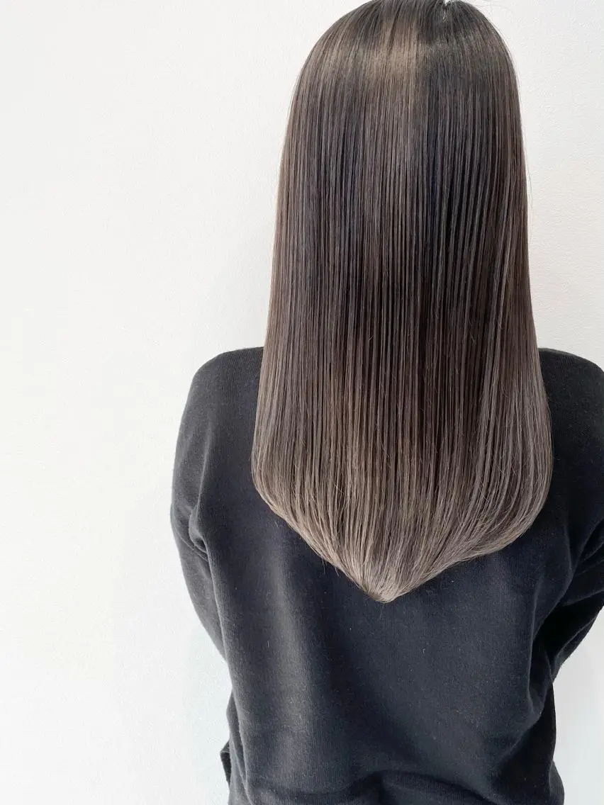 ロング カット ヘアカラー トリートメント MYRTLE TSUNODAのヘアスタイル