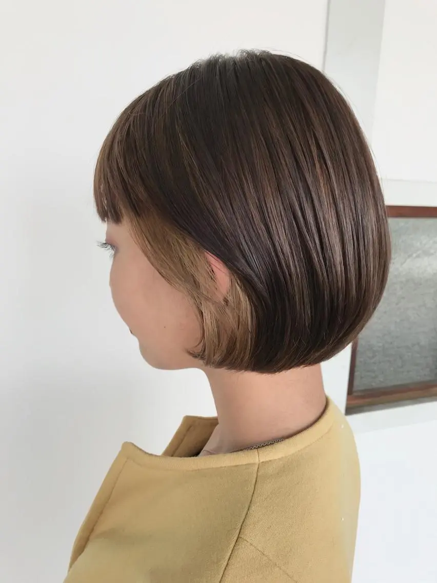 ショート ヘアカラー タカツド ユウキのヘアスタイル